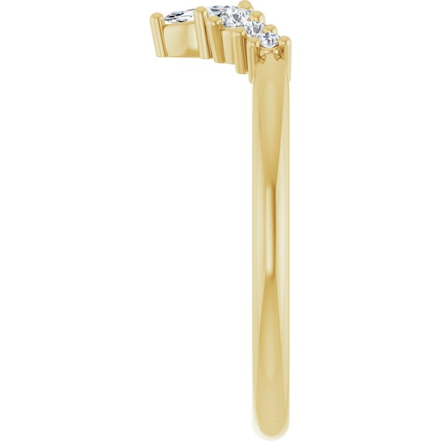 14k-yellow-gold-1/6-ctw-lab-grown-diamond-contour-band