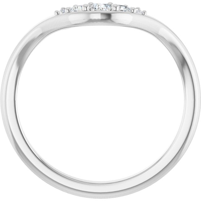 14k-white-gold-1/6-ctw-lab-grown-diamond-contour-band