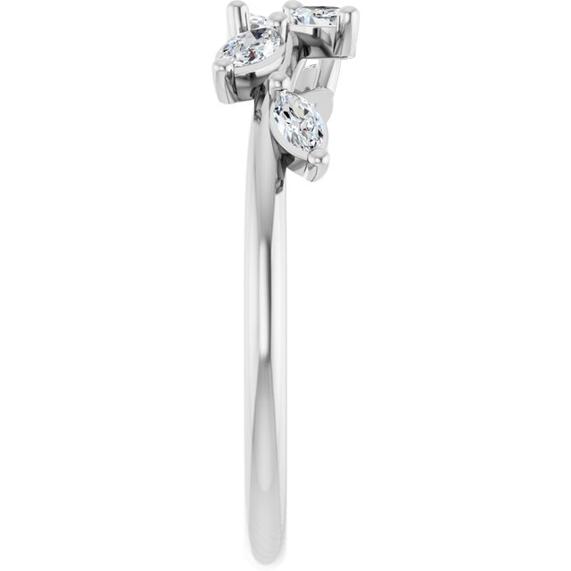 14k-white-1/4-ctw-lab-grown-diamond-leaf-ring