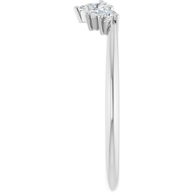 14k-white-gold-1/6-ctw-lab-grown-diamond-contour-band