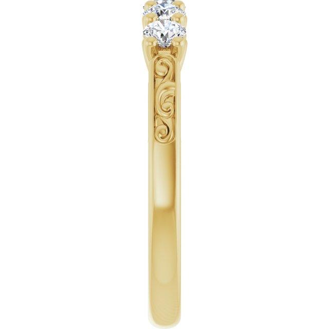 14k-yellow-gold-1/2-ctw-lab-grown-diamond-anniversary-band