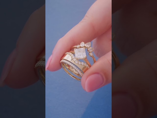 14k-yellow-gold-3/8-ctw-lab-grown-diamond-bezel-set-contour-band